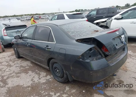 2006 Honda Accord 2.4 Lx z USA, uszkodzony, nr VIN 3HGCM56426G707597